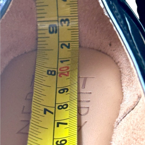 Naturalizer Kelly Mary Jane Navy Patent Leather Women Shoes Size 5.5 NWOB - Picture 10 of 10